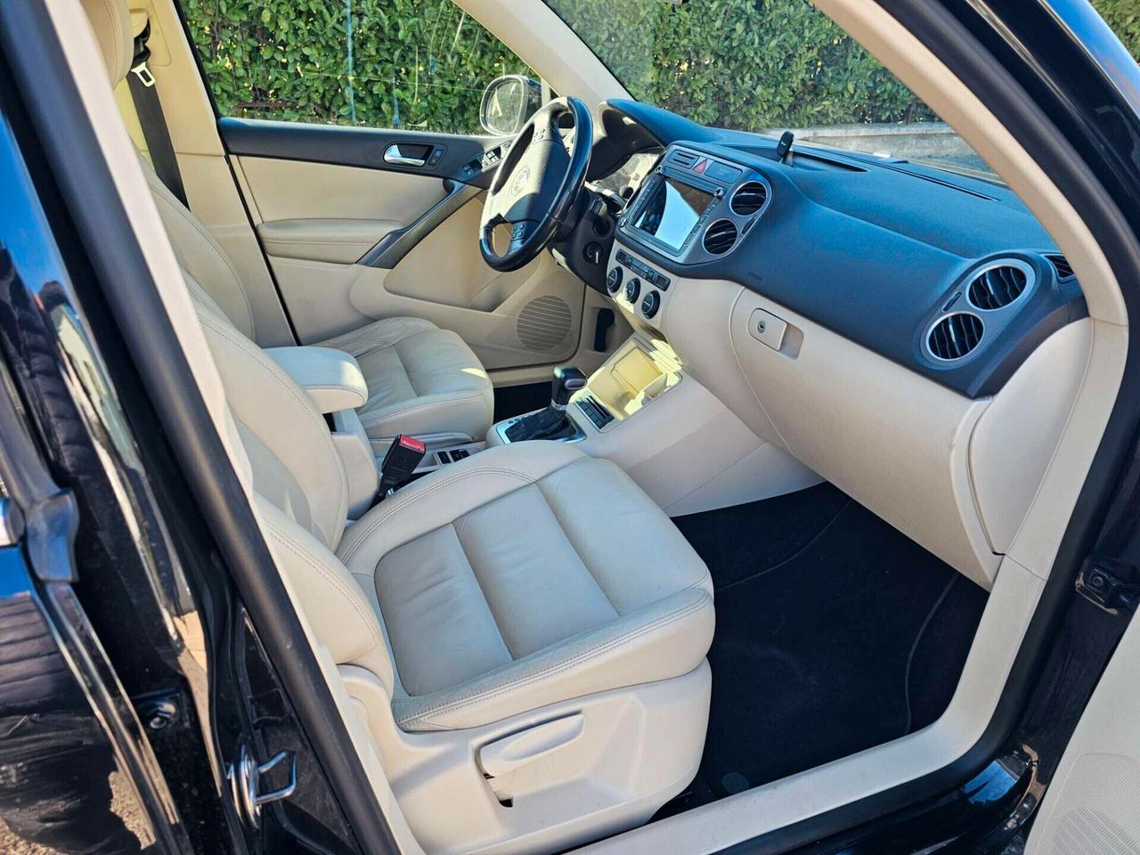 Volkswagen Tiguan 2.0 16V TDI DPF 4 MOTION tiptronic Sport & Style (18°)