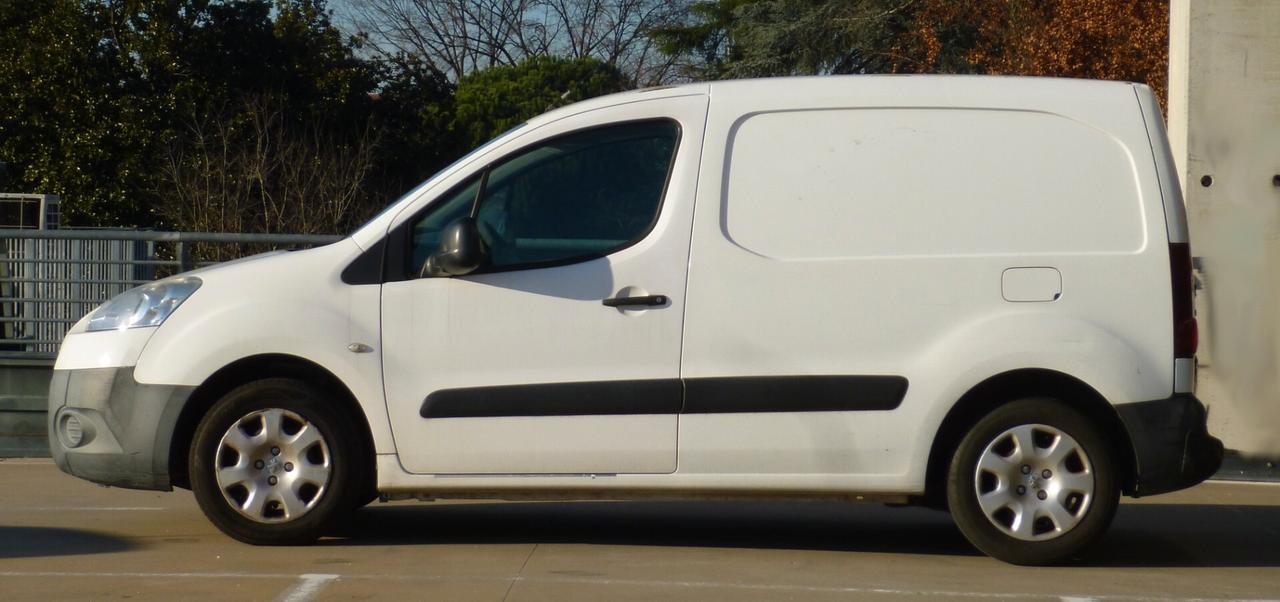 Peugeot Partner 1.6 HDi 90CV FAP L1 Cabinato Furgone