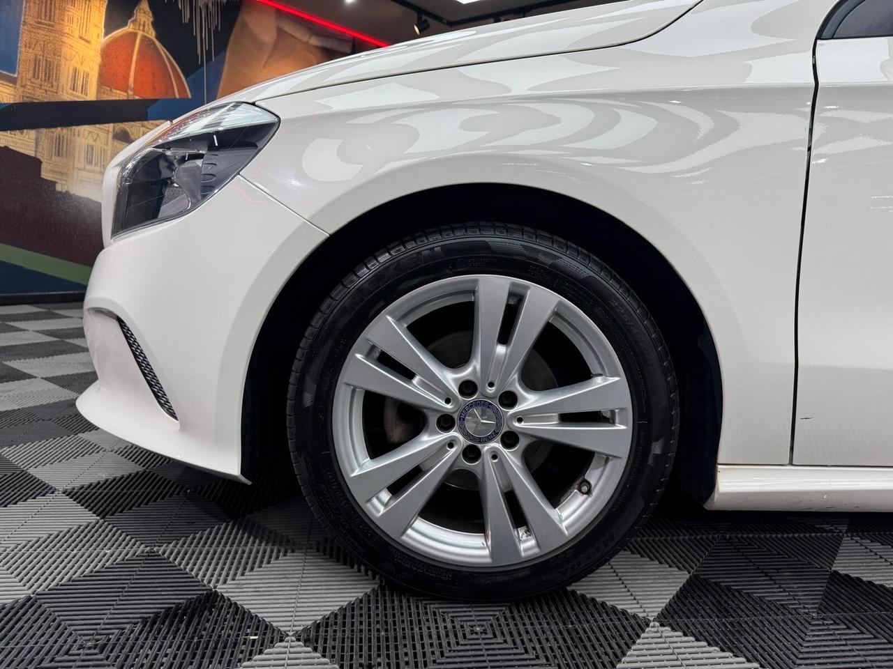 Mercedes-benz A 180 d Automatic Business (529)