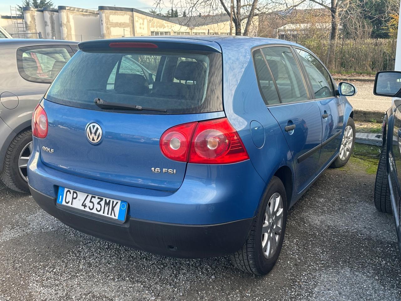 Volkswagen Golf 1.6 16V FSI 3p. Sportline
