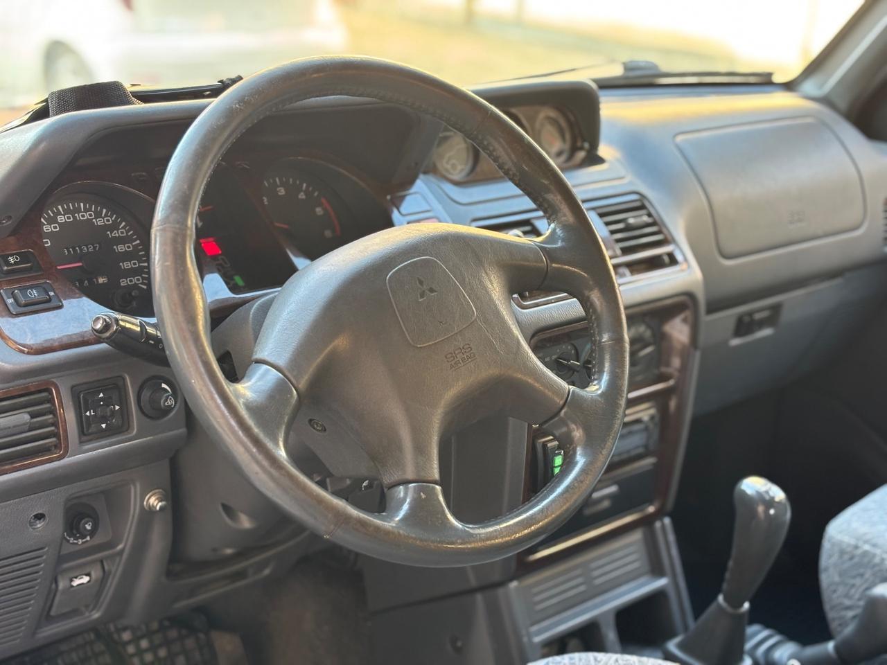 Mitsubishi Pajero 2800 gls target