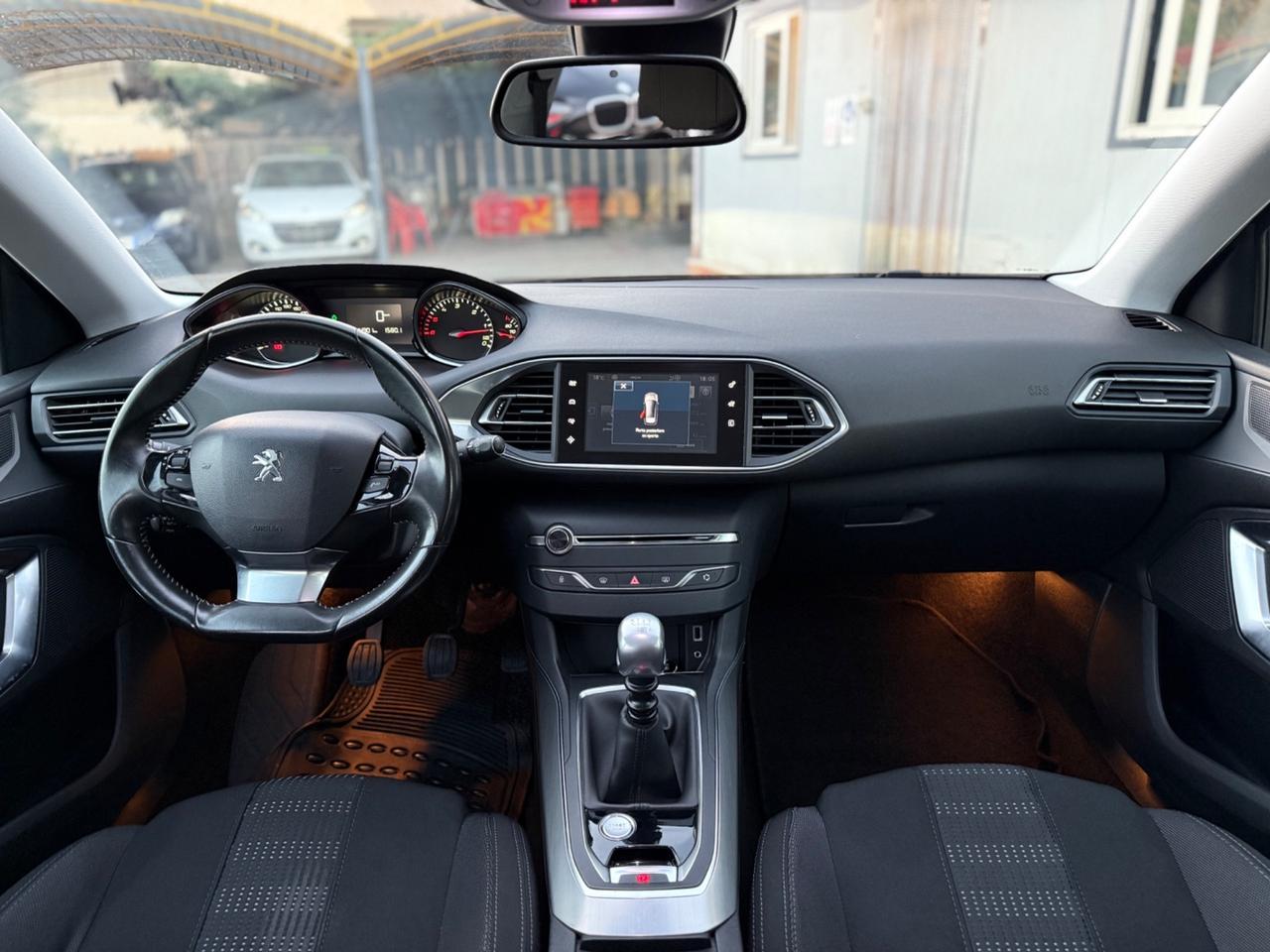 Peugeot 308 BlueHDi 120 Allure KM Certif