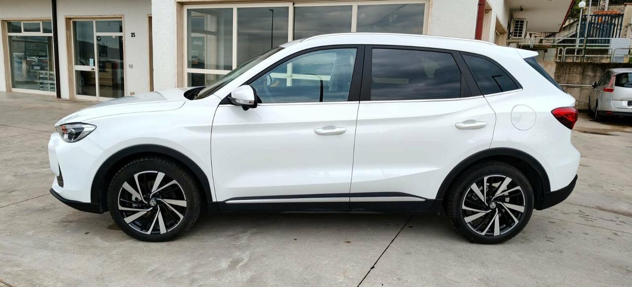 Mg ZS EV Luxury HYBRID+ KM 13000