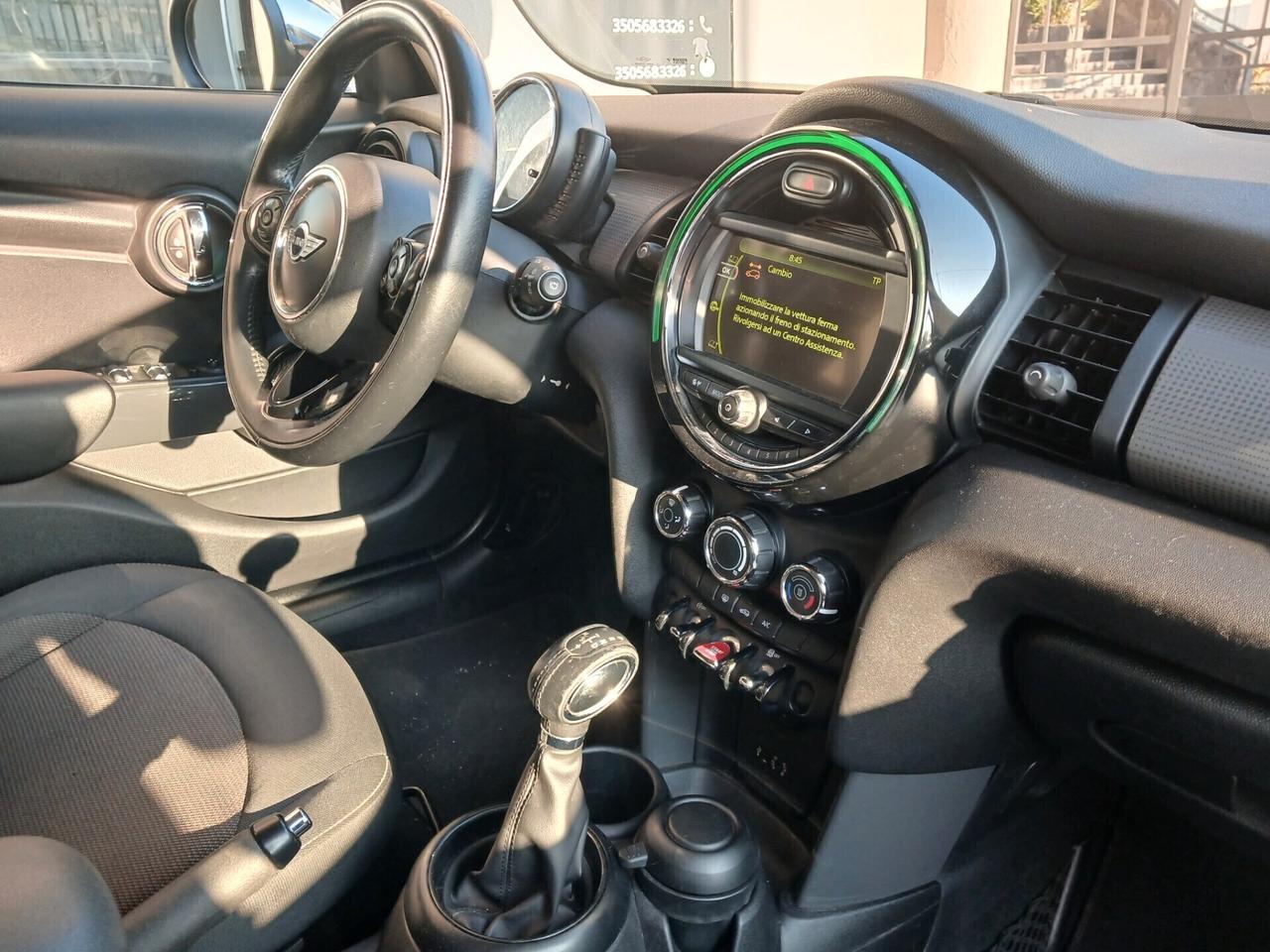Mini 1.5 Cooper D 5 porte AUTOMATICO