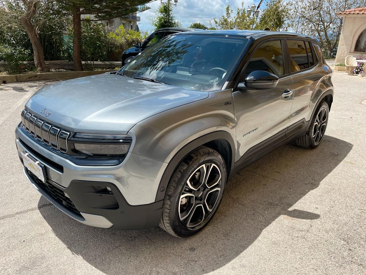 Jeep Avenger Full Electric 156cv Summit