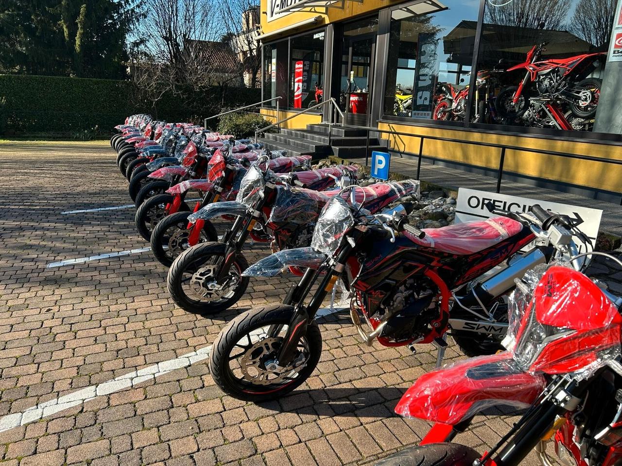 motard SM125 r 4tempi PREZZO PROMO FINO AL 30-04-2026