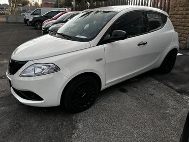 Lancia Ypsilon 1.2 69 CV 5 porte GPL Ecochic Gold