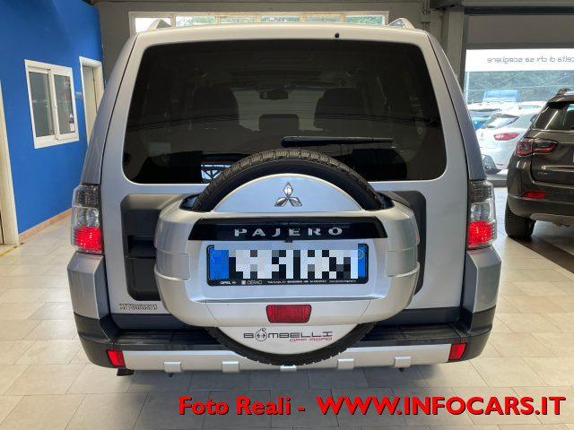 MITSUBISHI Pajero 3.2 DI-D 16V aut. 7p. Instyle DPF