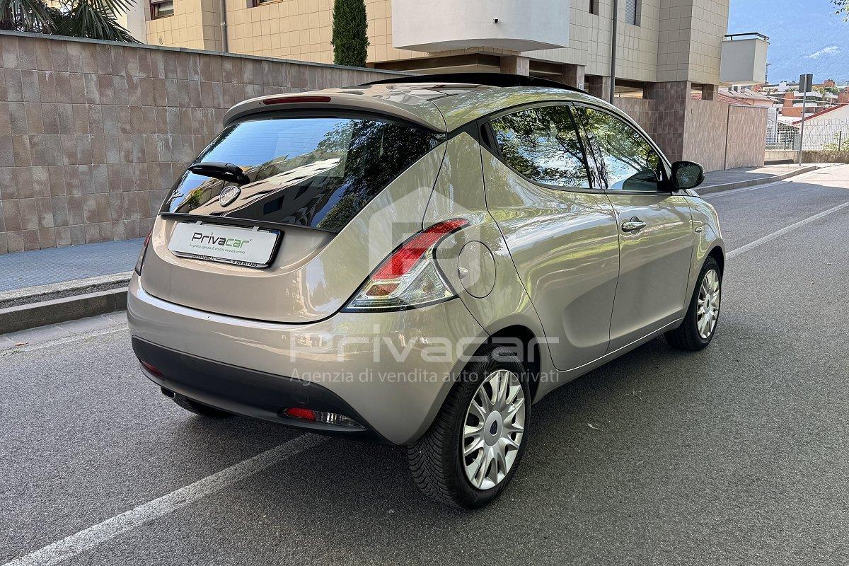 LANCIA Ypsilon 1.2 69 CV 5 porte S&S Platinum