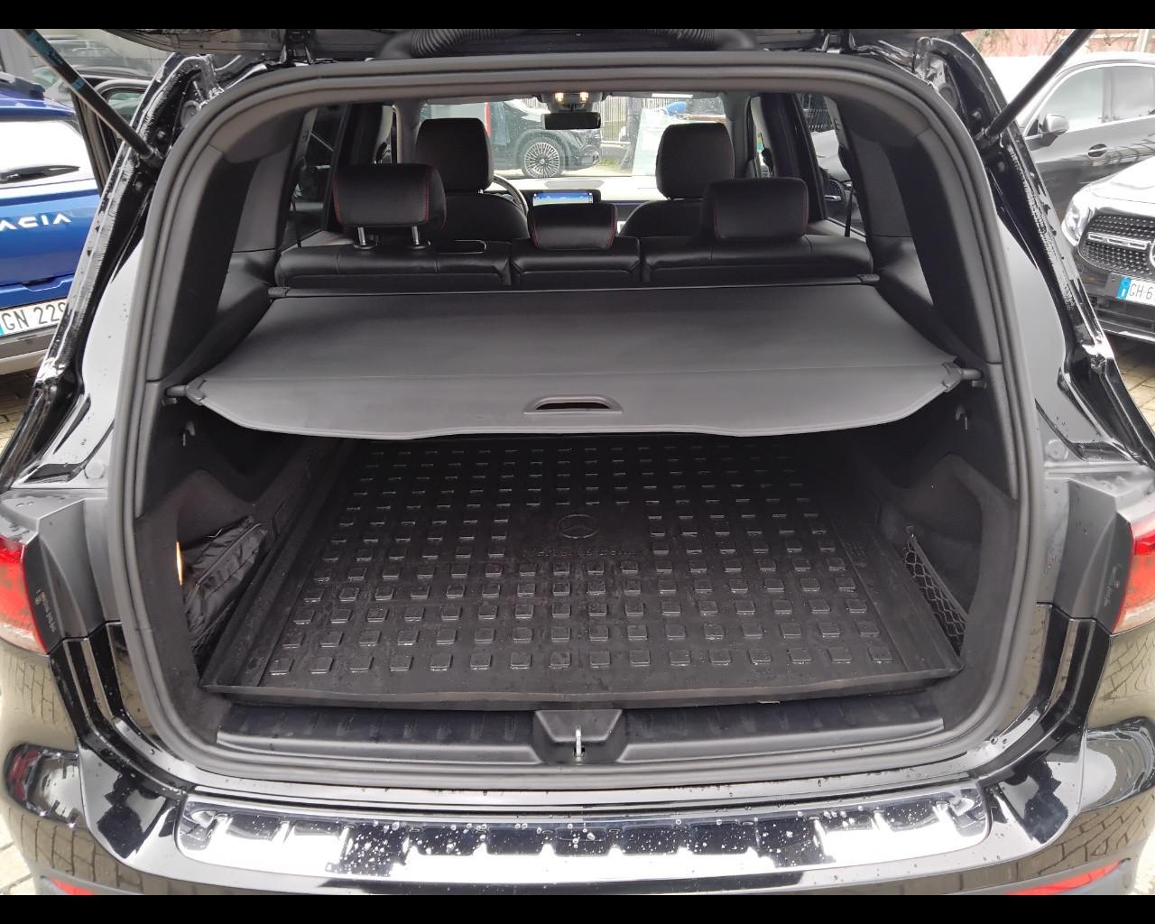 Mercedes-Benz GLB - X247 2019 - GLB 180 d Premium auto