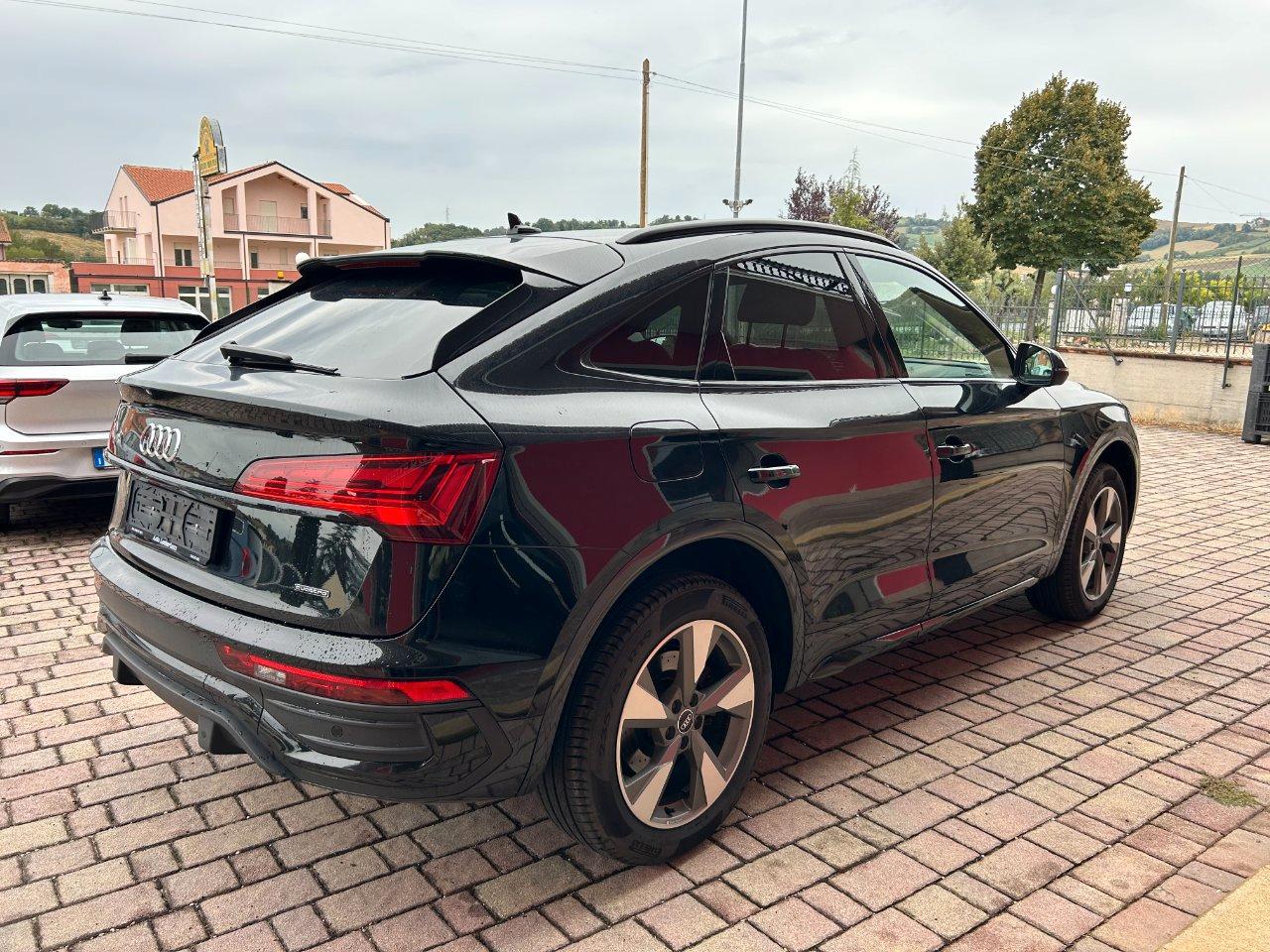 Audi Q5 Sportback 40 2.0 tdi mhev 12V Business Advanced quattro s-tronic