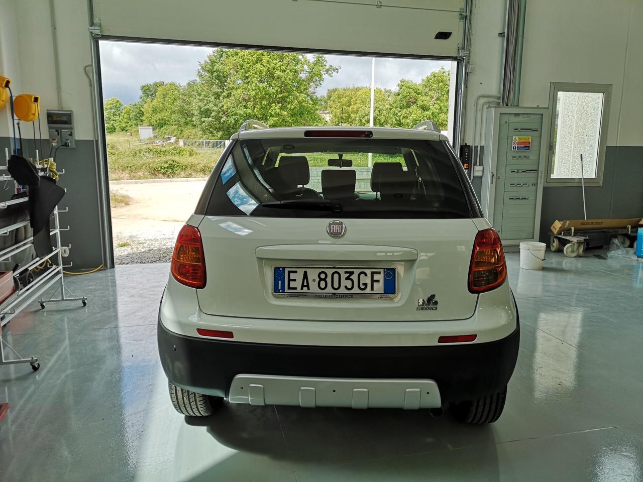 Fiat Sedici 2.0 MJT 16V DPF 4x4 Emotion