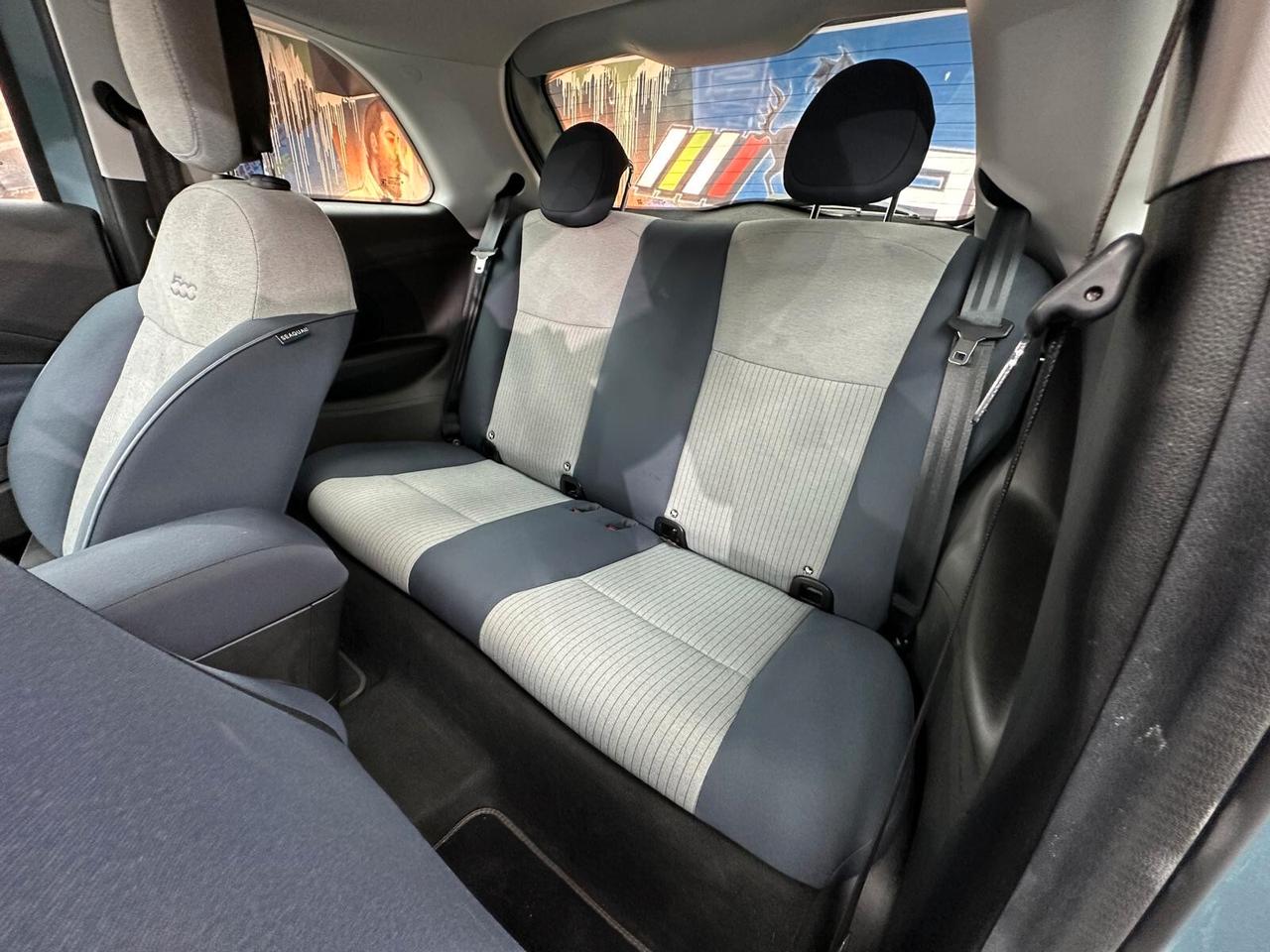 Fiat 500e Cabrio 42 kWh Icon (936)
