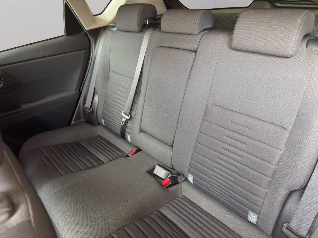 TOYOTA Auris 1.8h active cvt del 2016