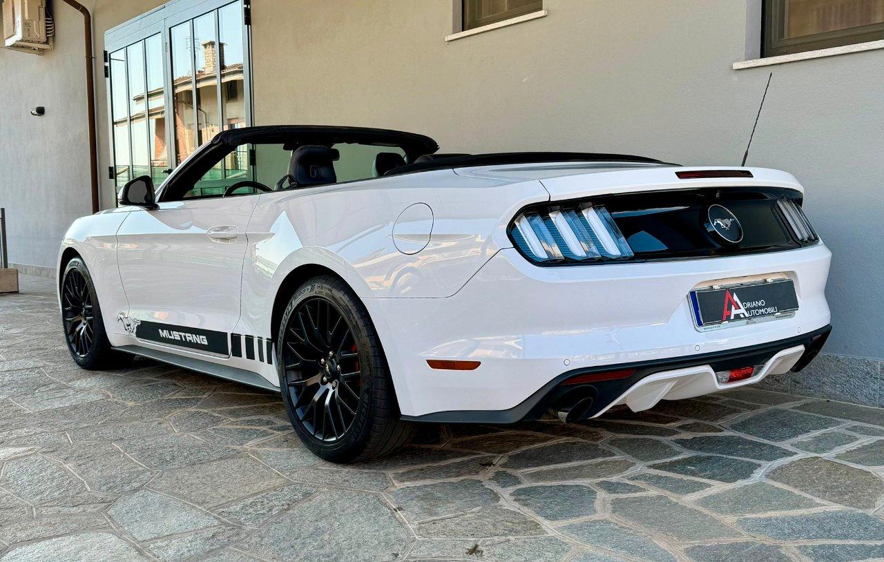 Ford Mustang Convertible 2.3 ecoboost 317cv