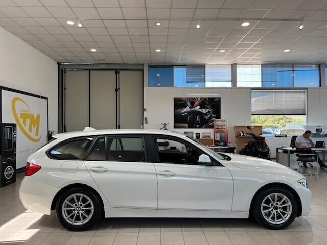 BMW 318 d Touring Business auto