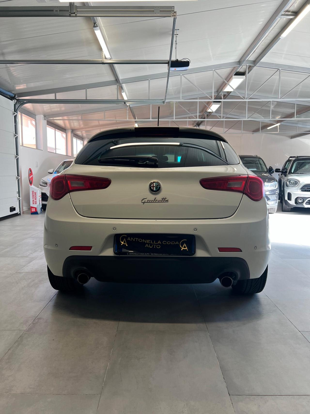 Alfa Romeo Giulietta 2.0 JTDm-2 140 CV Distinctive