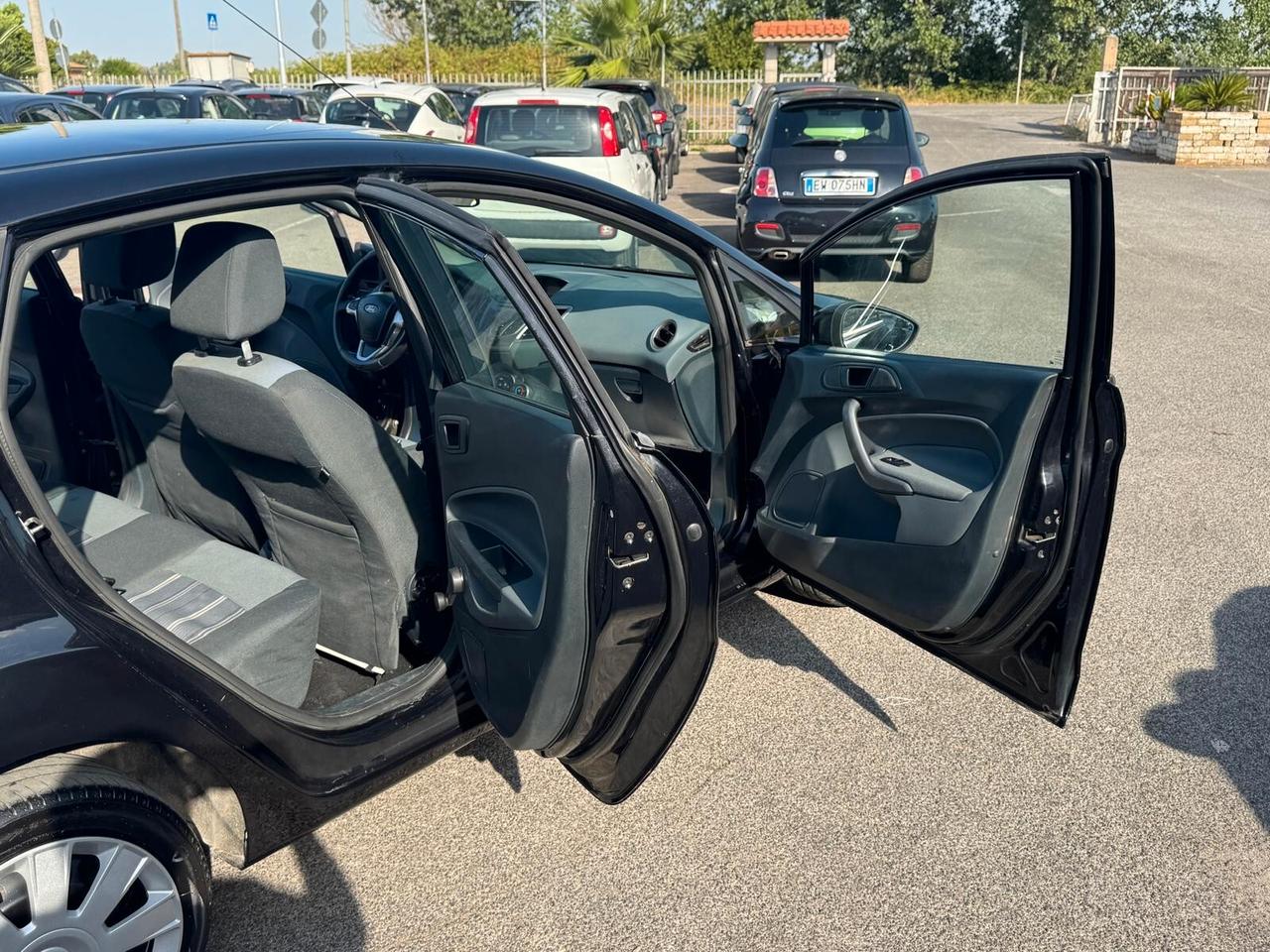 Ford Fiesta 1.4 BENZ 97CV AUTOMATICA 5P 2010