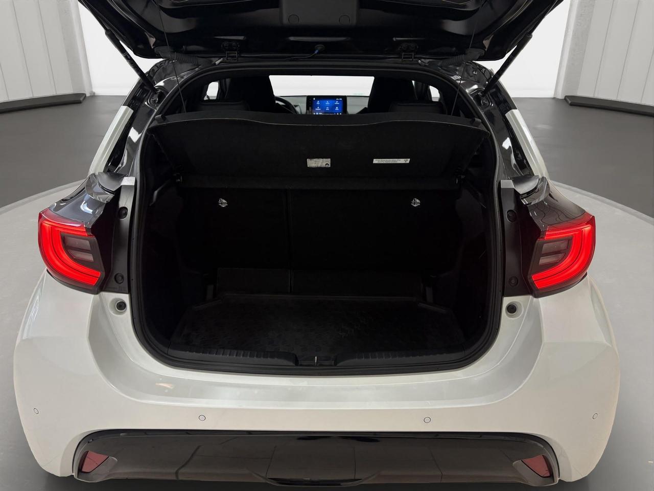 Toyota Yaris 1.5h Style