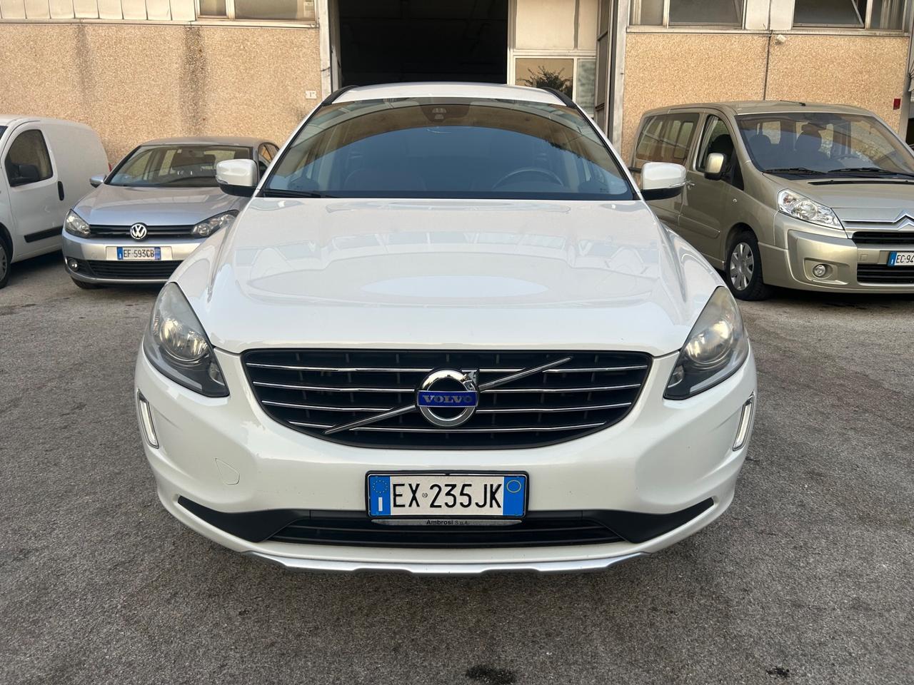 Volvo XC60 D4 Geartronic R-design Momentum
