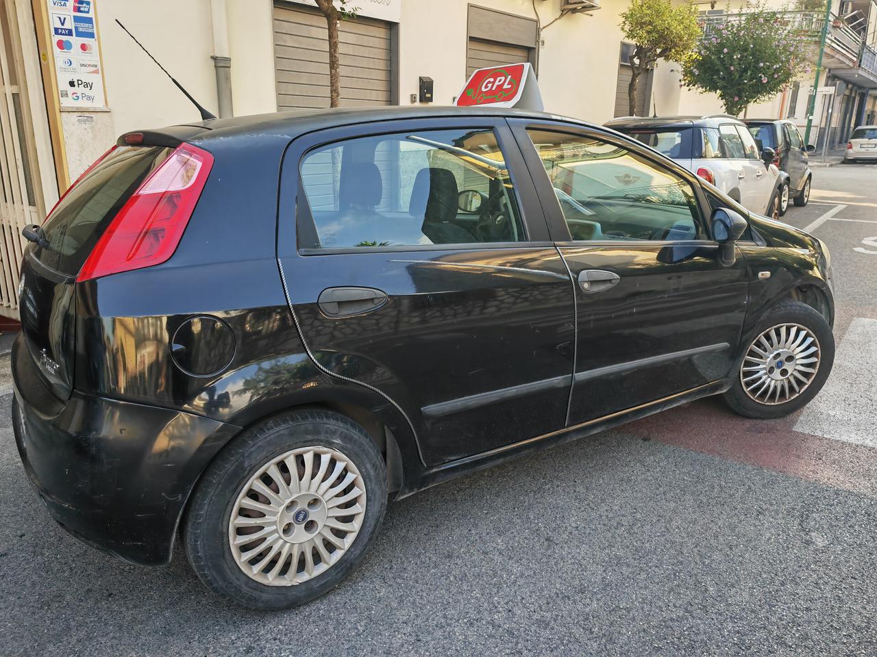 FIAT GRANDE PUNTO 1.3 BENZINA GPL CV77 KW57