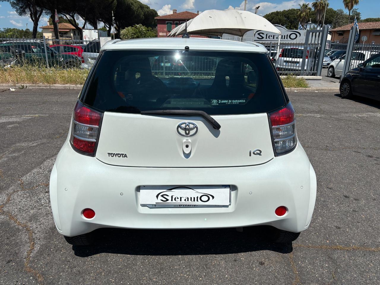 Toyota iQ 1.0 CVT Lounge AUTOMATICA SENSORI PARK EURO 5