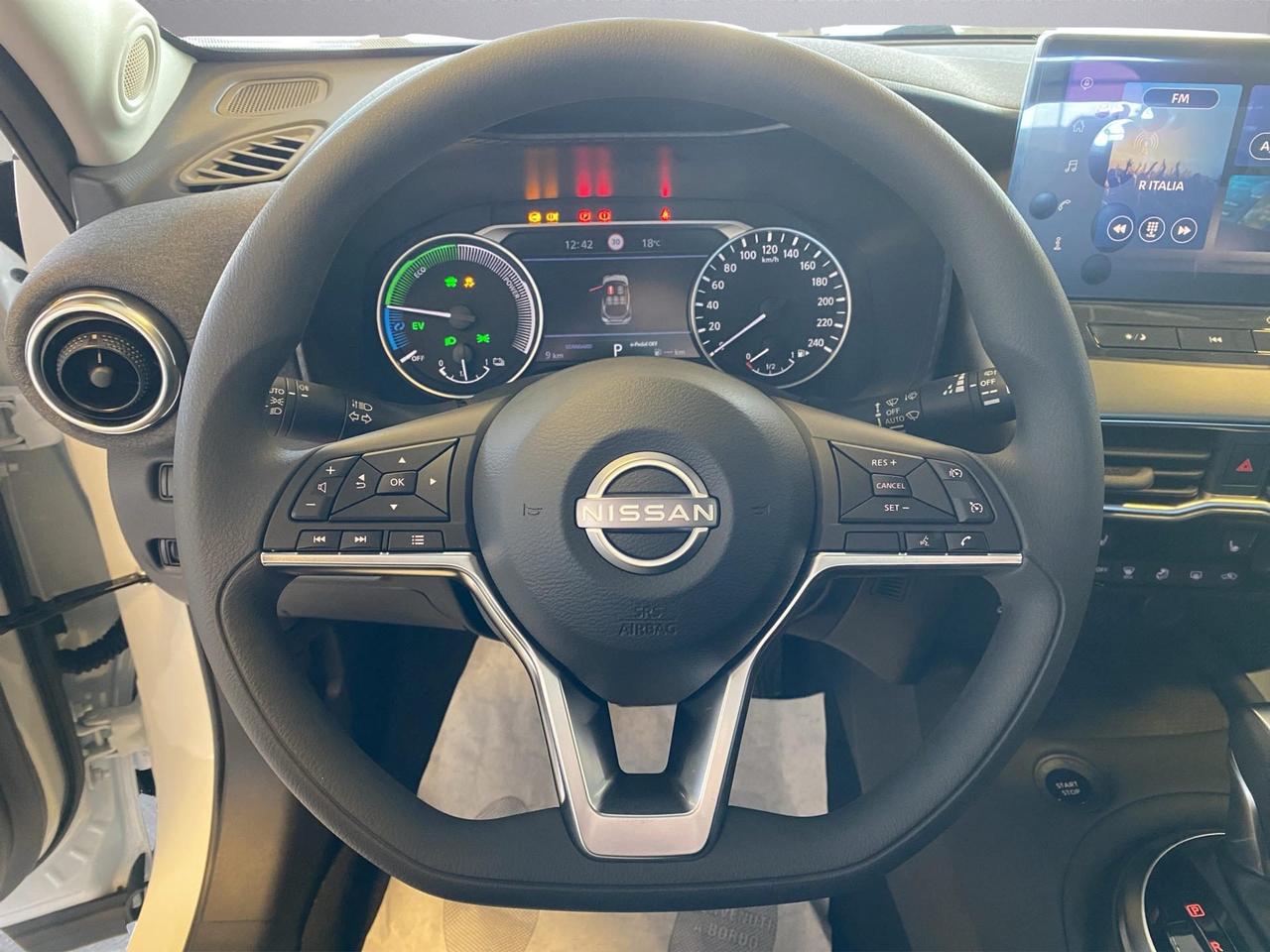 Nissan Juke 1.6 hev Acenta