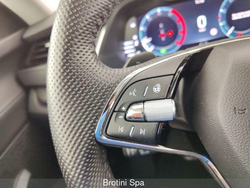 Skoda Octavia 2.0 TDI EVO SCR DSG Wagon Ambition