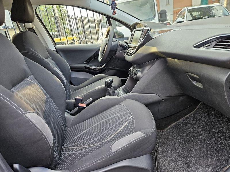 Peugeot 208 1.2 PureTech 82cv Allure