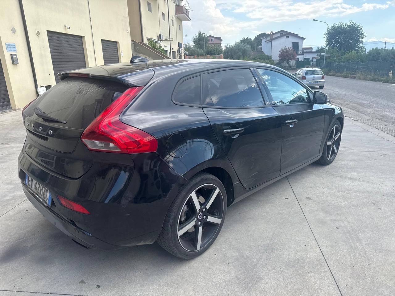 Volvo V40 D2 1.6 D3 R-design automatica