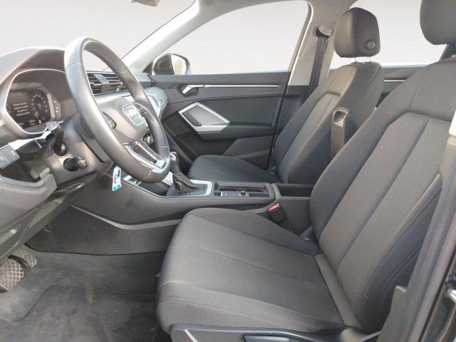 AUDI Q3 45 TFSI e S tronic Business