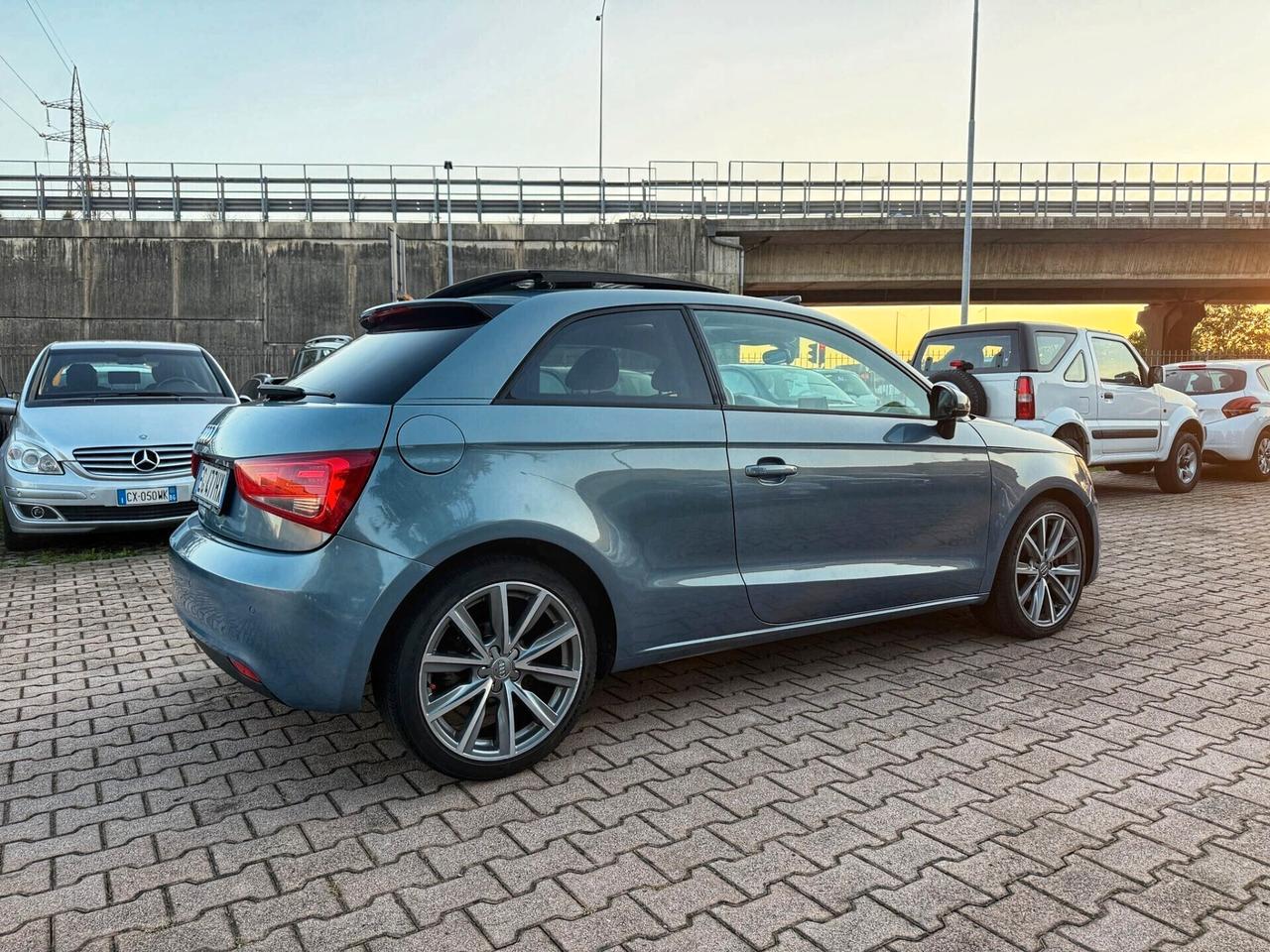 Audi A1 1.4 TFSI S tronic AUTOMATICA GPL