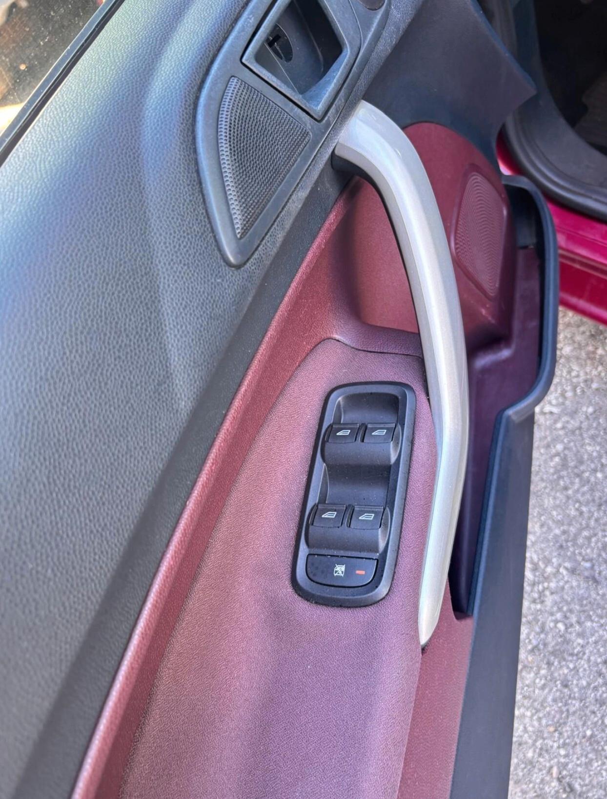 Ford Fiesta 1.2 82 CV 5 porte Titanium