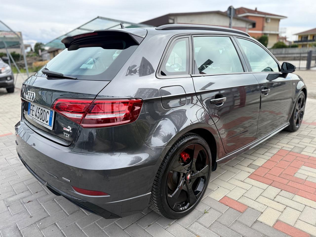Audi A3 SPB 1.6 TDI S-LINE 5 PORTE NEOPATENTATI