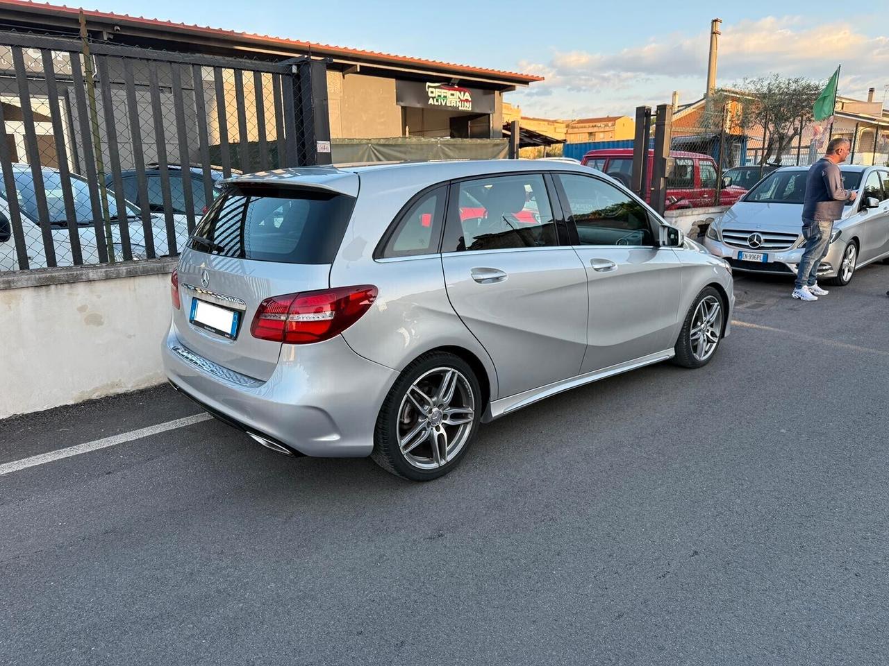 Mercedes-benz B 180 d Automatic sport AMG - Superprezzo
