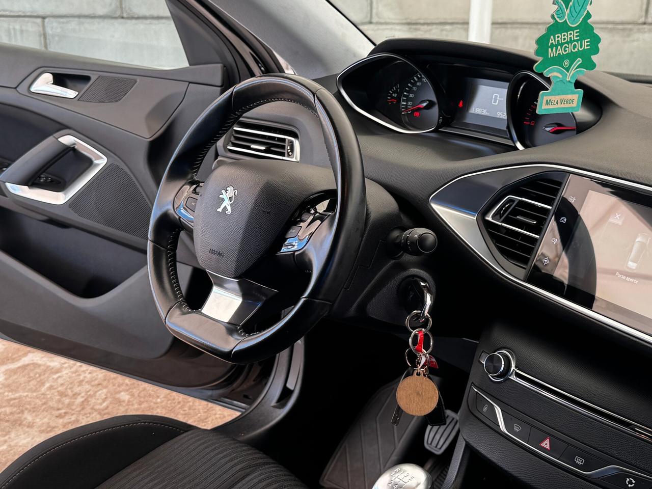 Peugeot 308 1.6 e-HDi 120 Allure - 12/2016