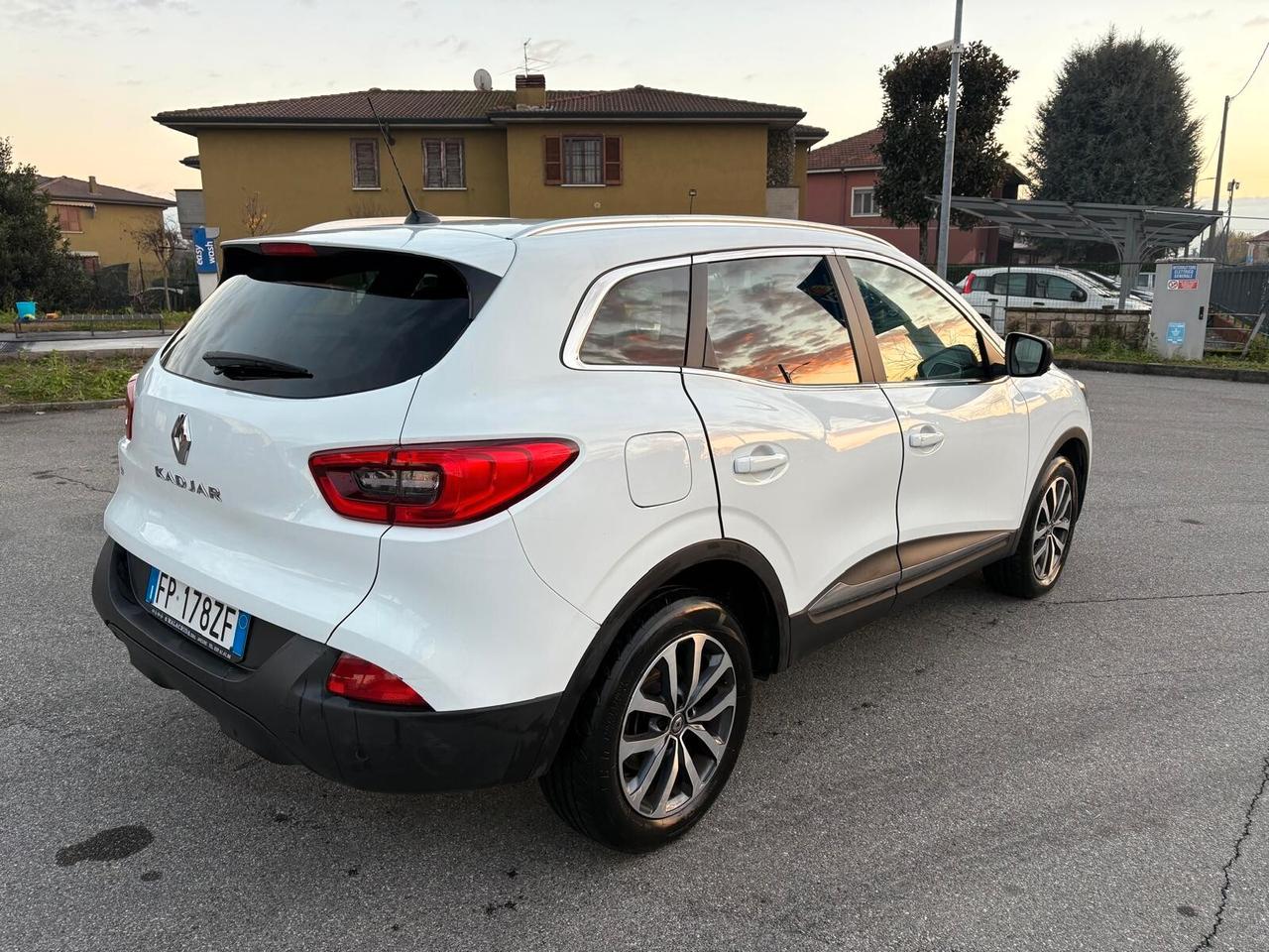 Renault Kadjar dCi 8V 110CV EDC