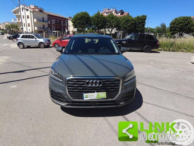 AUDI Q2 business s tronic