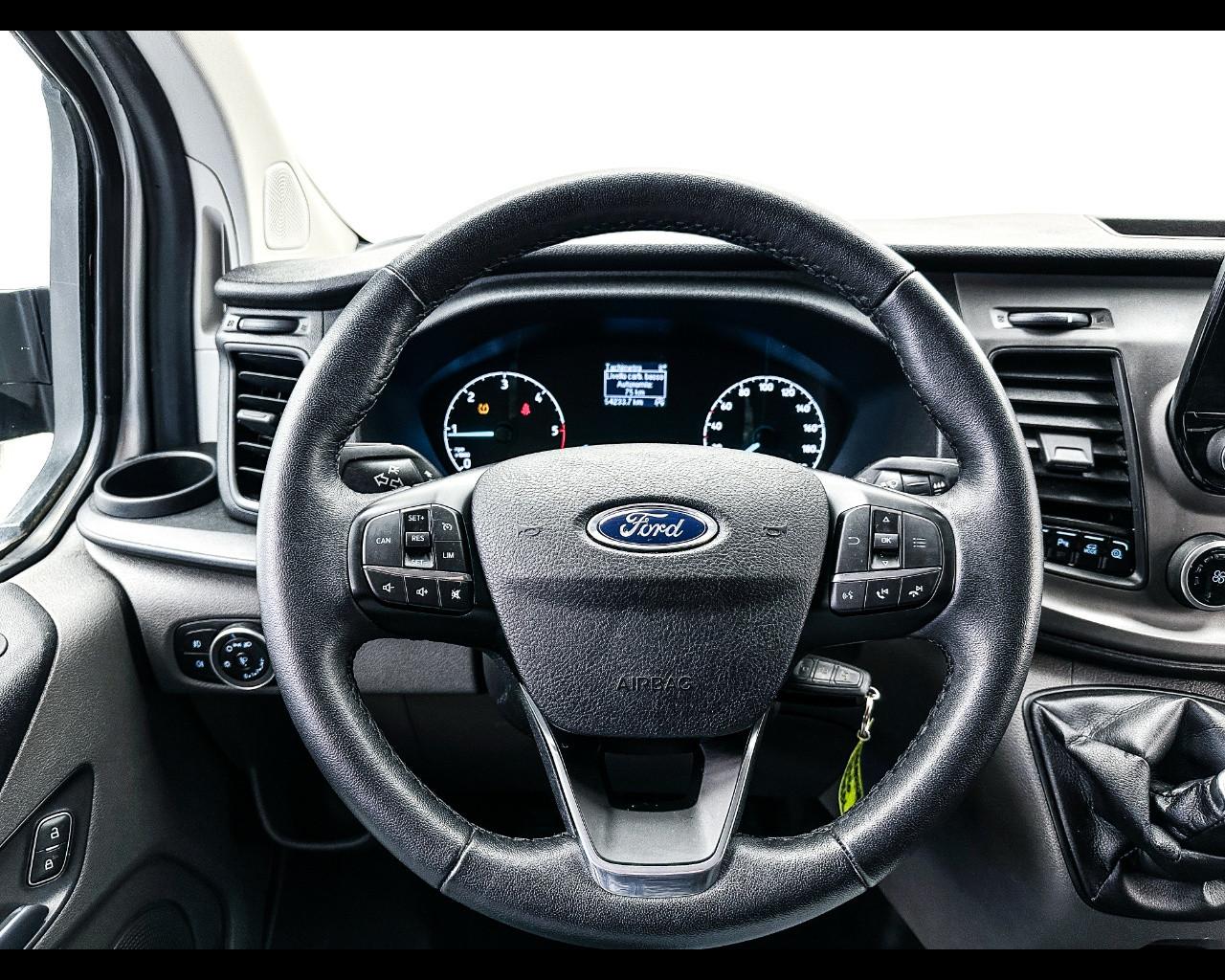 FORD Transit Custom 1ª s - Transit Custom 320 2.0 EcoBlue Hybrid 130 PC Combi Trend