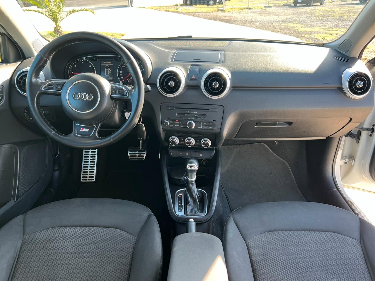 Audi A1 SPORTBACK 1.6 TDI S Line edition 90CV S-TRONIC AUTOM. UNICA