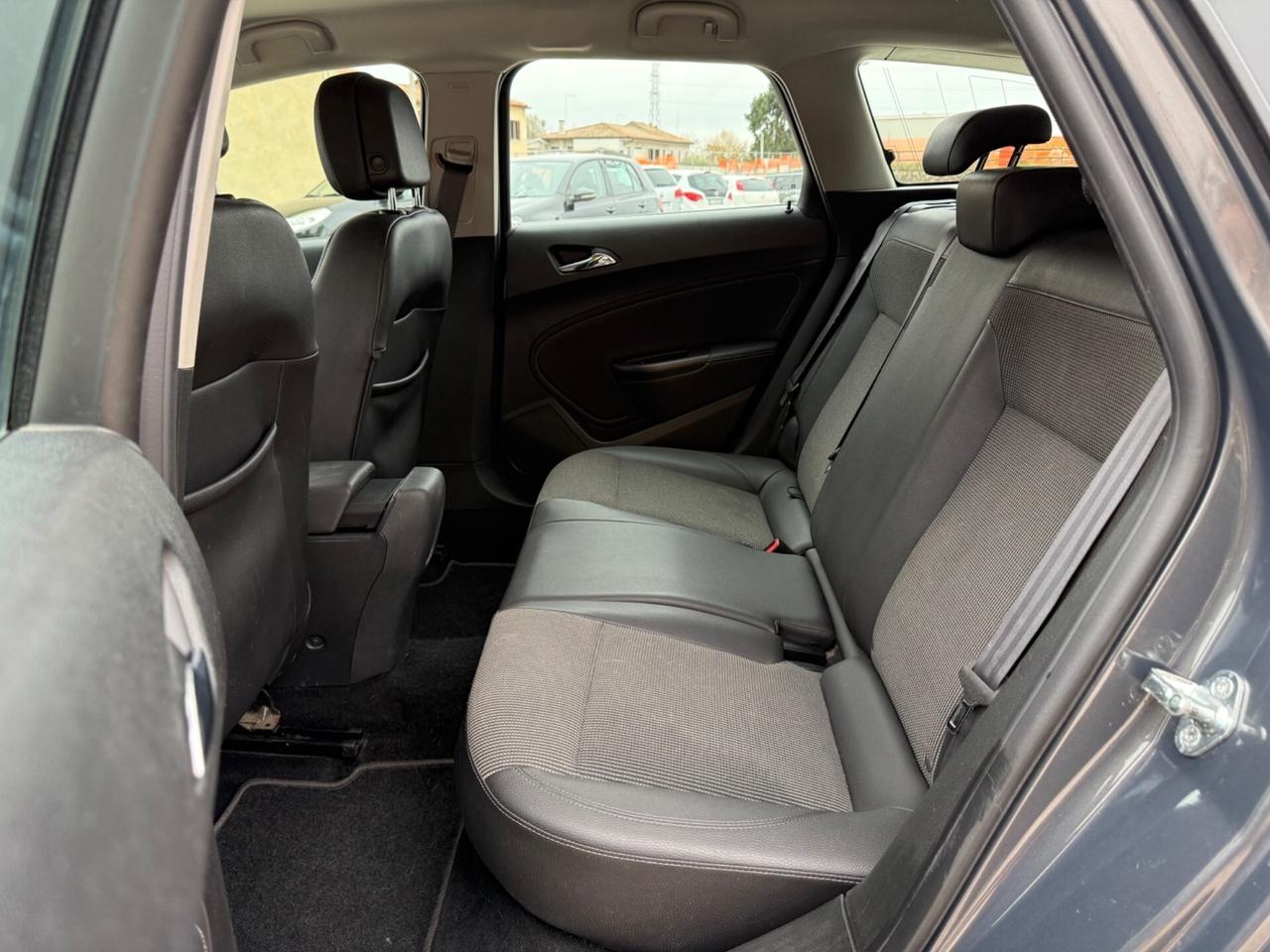 Opel Astra 1.7 CDTI 130CV 5 porte Cosmo