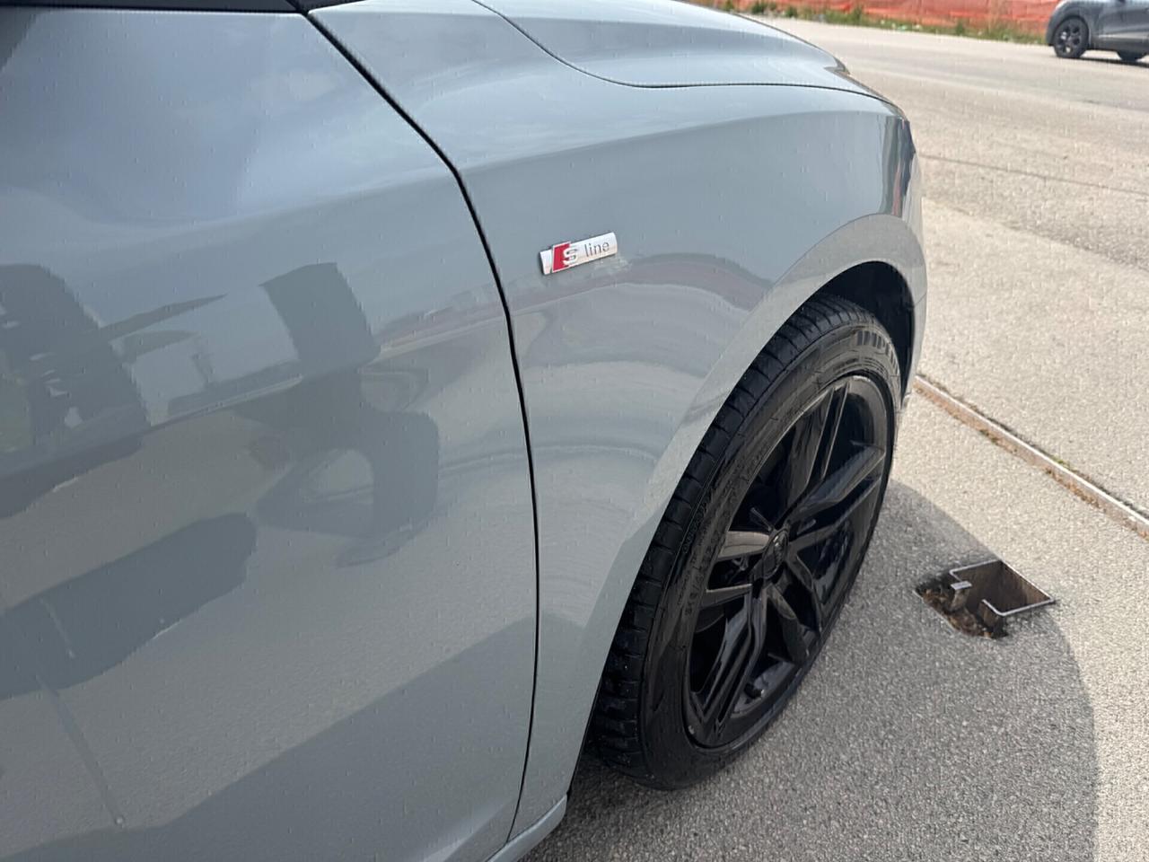 Audi A1 SPB 30 TFSI S tronic line edition