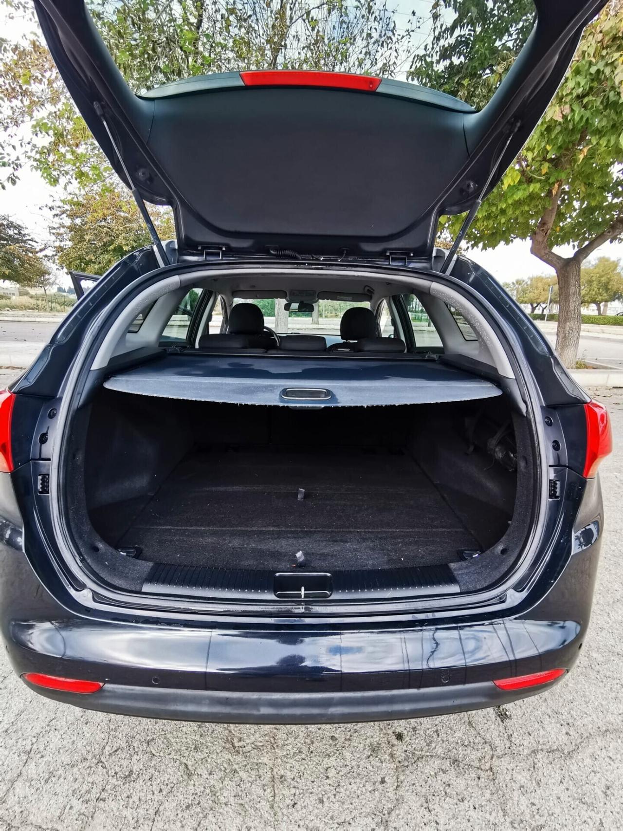 Kia Ceed Sportswagon cee'd 1.6 CRDi 128 CV SW Stop&Go high tech