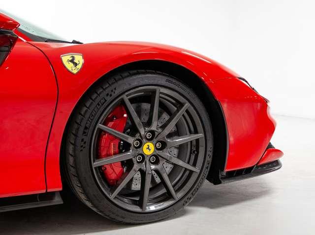 Ferrari SF90 Stradale - Assetto Fiorano