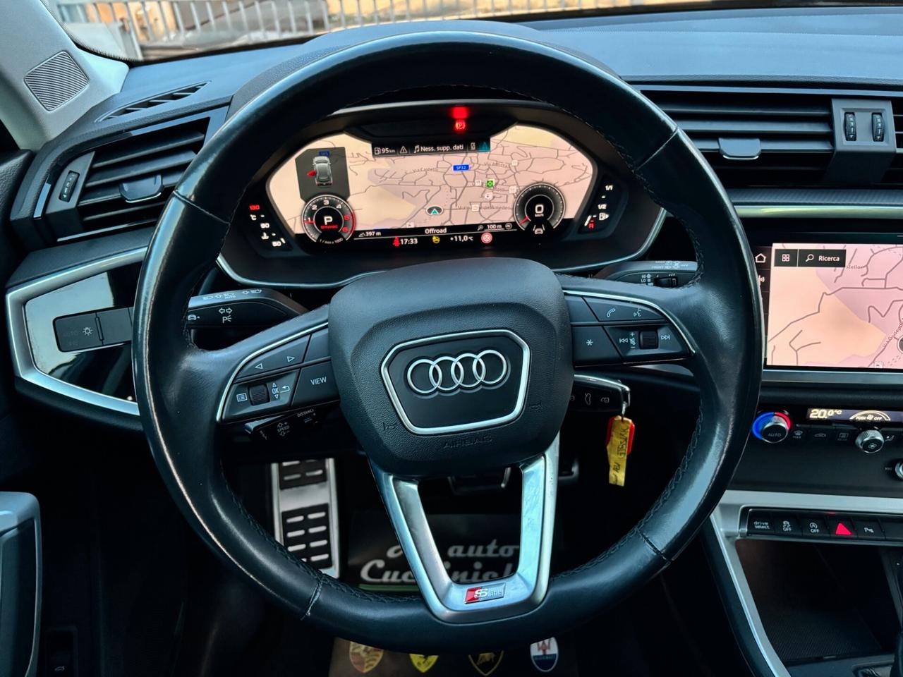 Audi Q3 35 TDI quattro S tronic line edition MY 22 KM 98.000 -BLACK