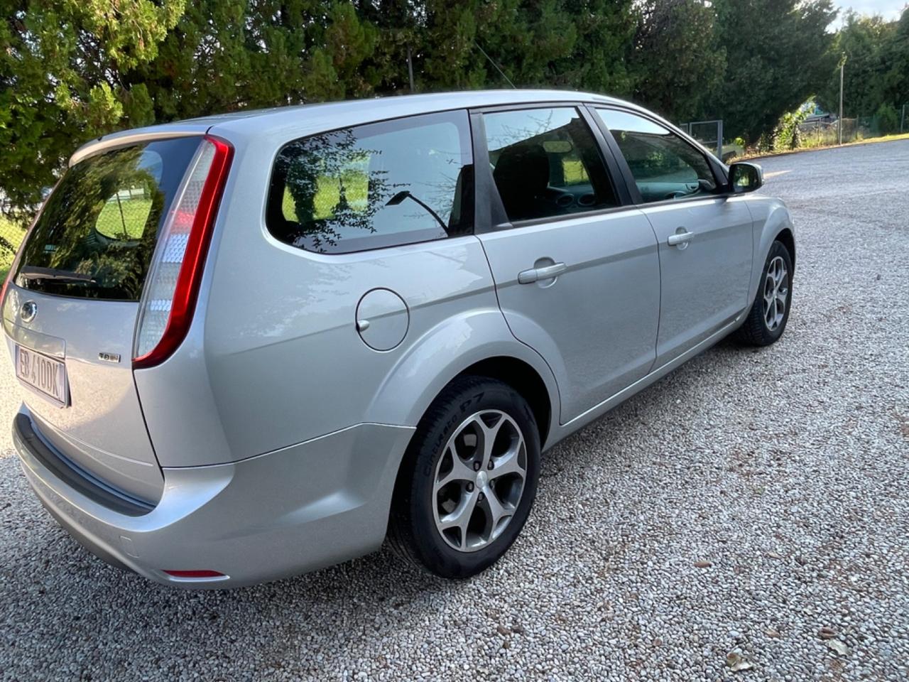 Ford Focus 1.6 TDCi titanum pronta al uso .€.2500