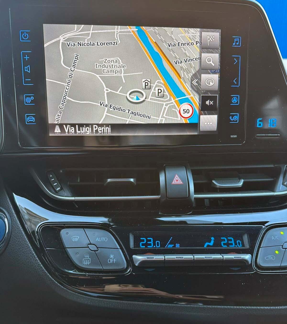 Toyota C-HR 1.8 Hybrid E-CVT Style Batterie Nuove Sempre Tagliandi Toyota