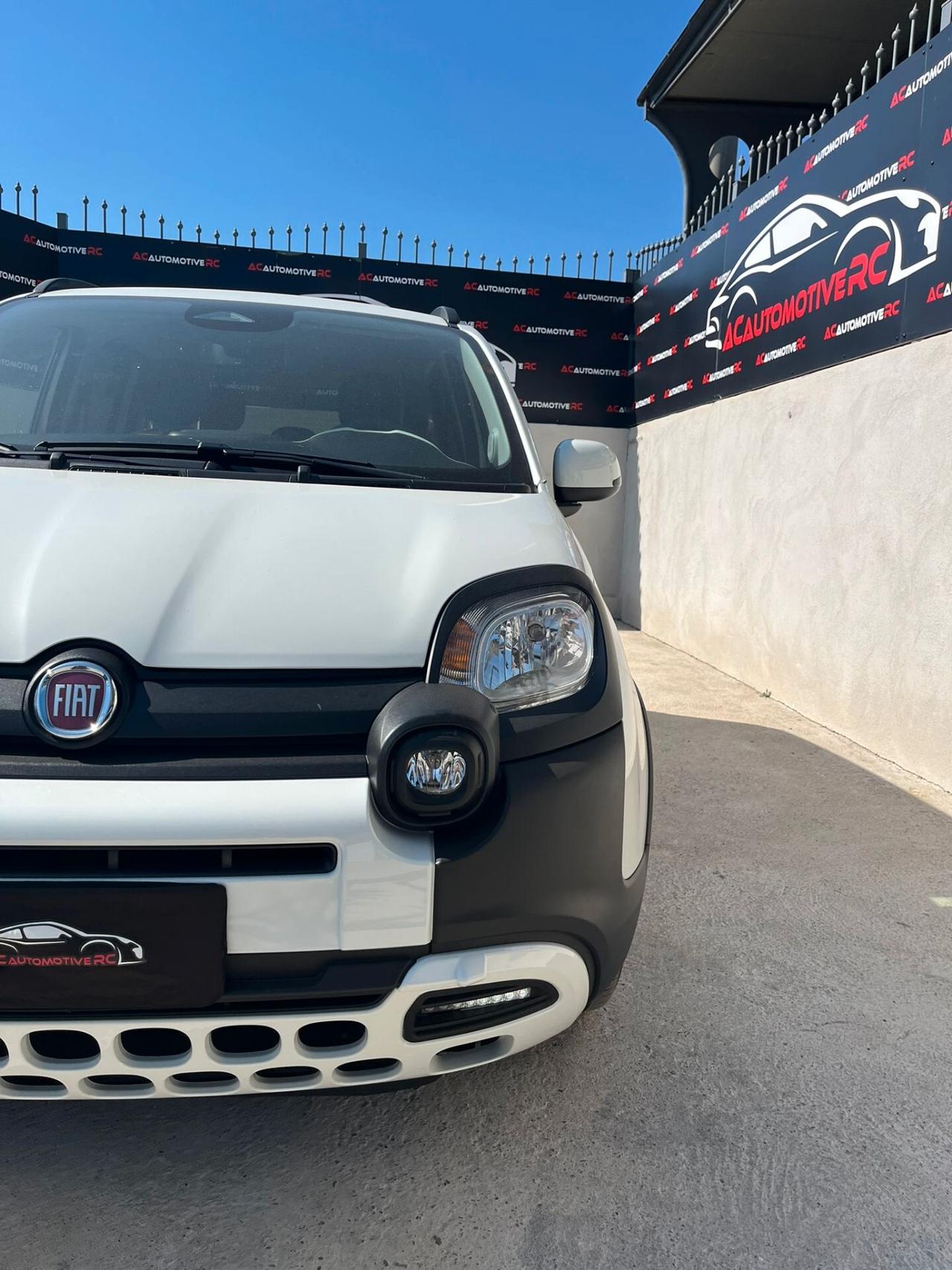 Fiat Panda 1.0 FireFly S&S Hybrid Pandina