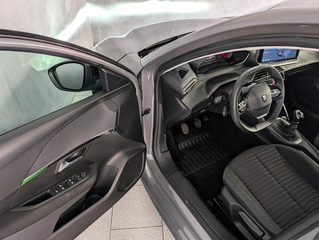 Peugeot 208 1.2 puretech 100cv Active