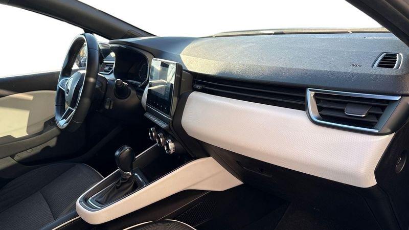 Renault Clio 1.6 E-Tech full hybrid Techno 145cv auto 5 Porte 1.6 E-Tech full hybrid 145cv Techno A